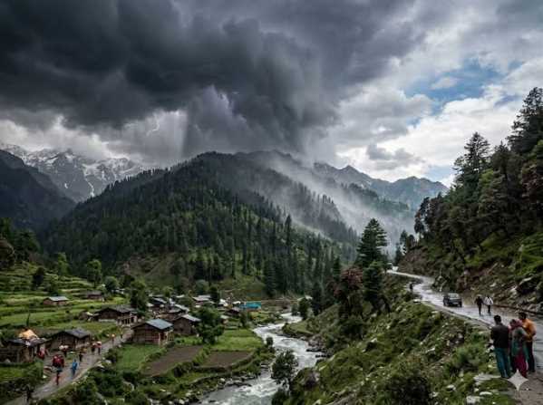  उत्तराखंड में बदला मौसम, 16–18 जुलाई तक तेज बारिश की चेतावनी!!