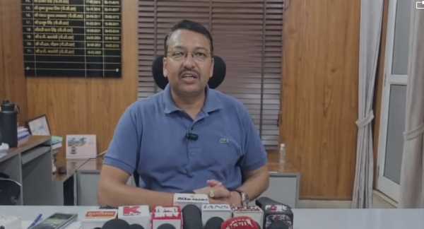 आखिर क्यों भड़क गए हल्द्वानी के व्यापारी? टूटी सड़कें बनीं व्यापारियों कि मुसीबत 