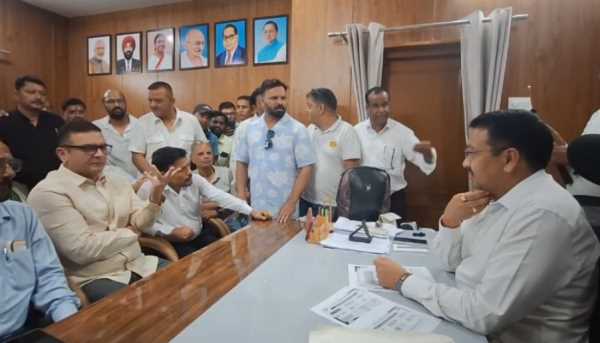 SIR प्रपत्रों की कथित कालाबाज़ारी पर विधायक का अल्टीमेटम 