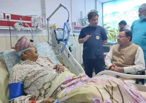 बड़ा अपडेट: सतपाल महाराज अस्पताल में भर्ती, सीएम धामी ने लिया जायजा !