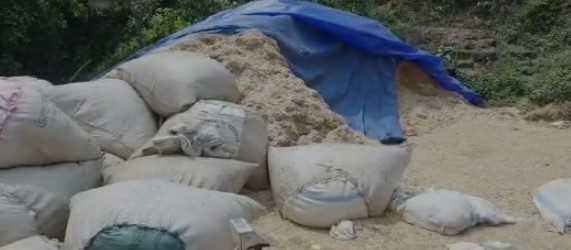 भूसे की कालाबाजारी पर प्रशासन का बड़ा प्रहार