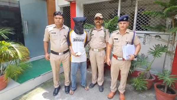 रामनगर पुलिस के हत्थे चढ़ा चरस तस्कर, 370 ग्राम अवैध चरस बरामद