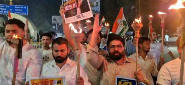 हल्द्वानी में युवा कांग्रेस का NEET परीक्षा रद्द होने पर जोरदार प्रदर्शन !