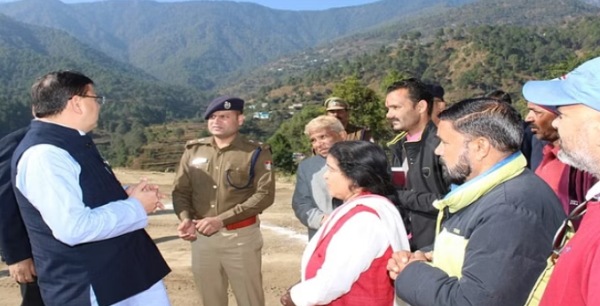 Uttarkashi Tunnel Collaps: हालात का जायजा लेने खुद मौके पर पहुंचे सीएम धामी, अब भी फंसे हुए है कई मजदूर !