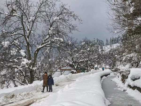 weather update : उत्तराखंड के कई हिस्सों में लगा हाई अलर्ट, अगले दो दिन मौसम बड़ा सकता है मुश्किलें  