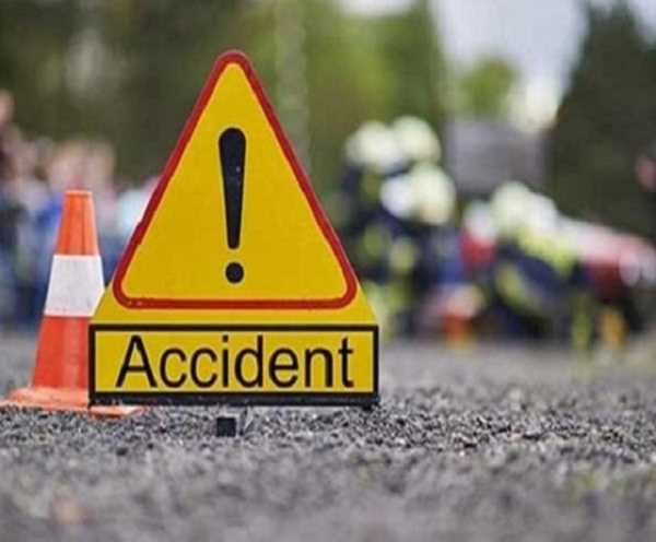 Bageshwar Road Accident: यहाँ सड़क हादसे में बुजुर्ग माँ की हुई दर्दनाक मौत,बेटा गंभीर रूप से घायल ! 