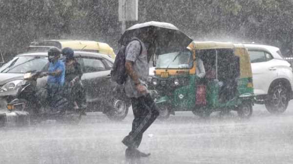 Weather Update: मौसम की मार लोगों पर पड़ेगी भारी,भारी बारिश का दौर रहेगा जारी