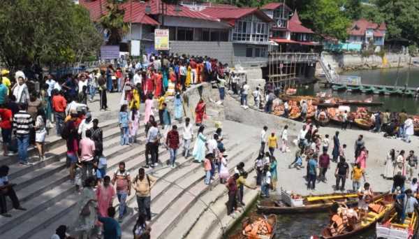 नैनीताल में 50 प्रतिशत से अधिक होटलों में एडवांस बुकिंग, पर्यटन कारोबार में भारी बूम