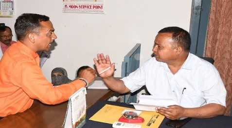 हल्द्वानी तहसील दिवस में बवाल  अफसर गायब, जनता का फूटा गुस्सा !!