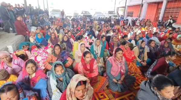 रामनगर में सरकार के बुलडोजर पर भड़का जनाक्रोश, खुलकर हुआ विरोध !