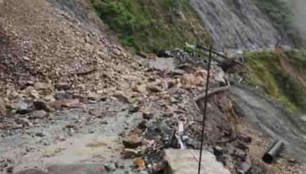 भारी बारिश के चलते 10 जुलाई को कक्षा 1 से 12 तक सभी स्कूल और आंगनबाड़ी केंद्र बंद