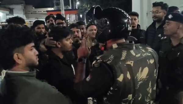 हल्द्वानी में मांस का टुकड़ा मिलने पर हंगामा, भारी फोर्स तैनात..कई लोग हिरासत में !!