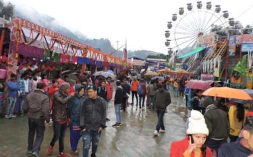 उत्तरायणी मेला कोरोना के कारण स्थगित , स्थानीय व्यापारियों को ही दुकान लगाने की इजाजत 