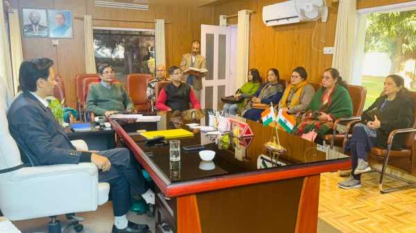 कुमाऊँ कमिश्नर ने लिया लैंड फ्रॉड के मामलों का संज्ञान, ज़मीन खरीदने से पहले करना होगा ये काम!
