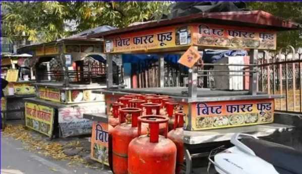 गैस संकट से हल्द्वानी में स्ट्रीट फूड कारोबार ठप, होटल-रेस्टोरेंट के मेनू से 70% आइटम हुए गायब, कई ठेले फड़ बंद !
