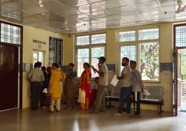 हल्द्वानी CHC से एकमात्र विशेषज्ञ डॉक्टर का तबादला, स्वास्थ्य सेवाओं पर संकट के आसार