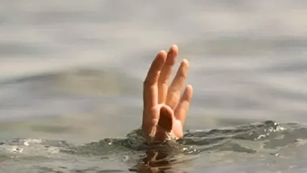 उत्तराखंड के पहाड़ो में घूमने आए थे 4 दोस्त… एक की दर्दनाक मौत !!