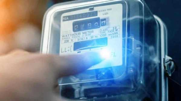 स्मार्ट मीटर बना स्मार्ट चीटर:193 यूनिट पर आया 81 हजार का बिल, उपभोक्ता के उड़े होश !
