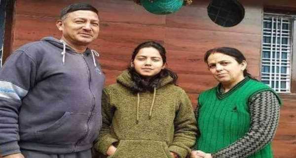 Uttarakhand News : भाई है भारतीय सेना में कप्तान,अब बहन बनी वायु सेना में फ्लाइंग अफसर ! 