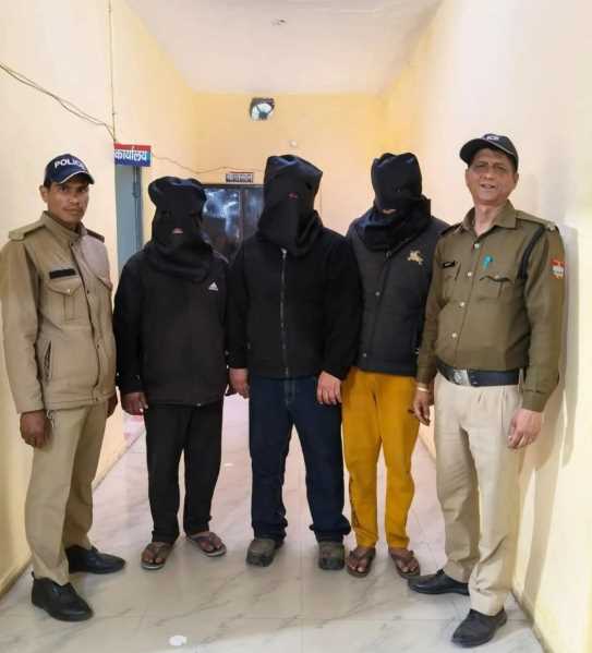 हल्द्वानी: जिम मालिक पर बोतल से हमला, गले में आई गंभीर चोट !