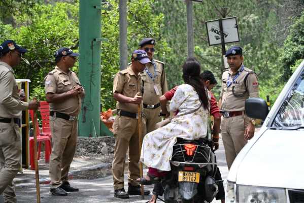 कैंची धाम में उमड़ा आस्था का सैलाब, फिर भी नहीं लगा जाम!