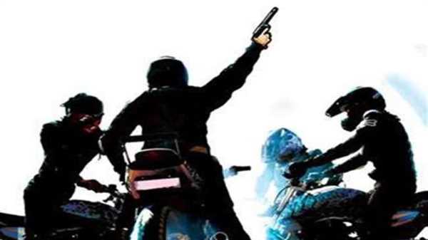 नैनीताल पर्यटकों से की युवक ने अभद्रता दिनदहाड़े हुई लूट की कोशिश