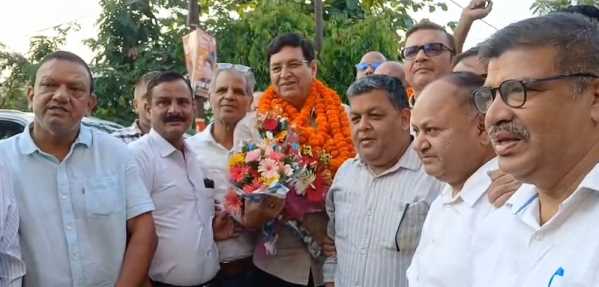 अल्मोड़ा में राहुल गांधी की रैली से गूंजेगा उत्तराखंड! कांग्रेस के वरिष्ठ नेता का बड़ा दावा