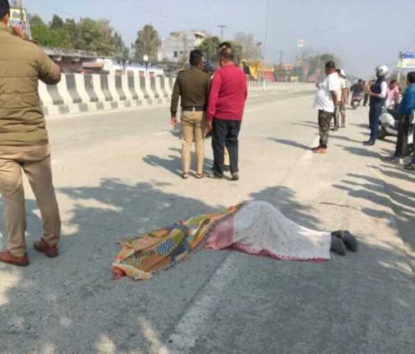 लालकुआं में राष्ट्रीय राजमार्ग पर स्कूटी हादसा, युवक की मौत, युवती गंभीर रूप से घायल !