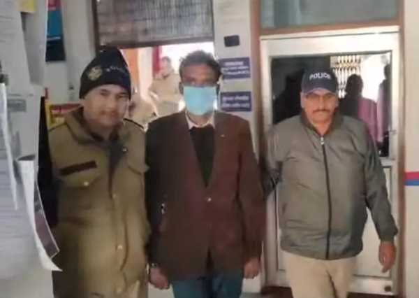 उत्तराखंड: यहां 3 लाख 50 हजार की चरस के साथ तस्कर गिरफ्तार।