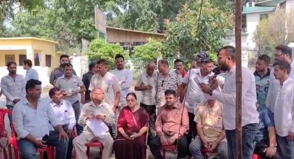 कालाढूंगी में शराब की दुकान के विरोध पर फिलहाल विराम, विधायक के आश्वासन के बाद आंदोलन स्थगित