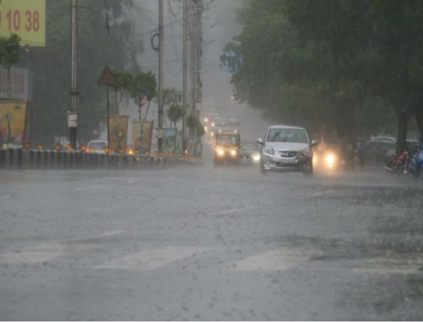 उत्तराखंड में मानसून की धमाकेदार एंट्री,  झमाझम बारिश का अलर्ट !!