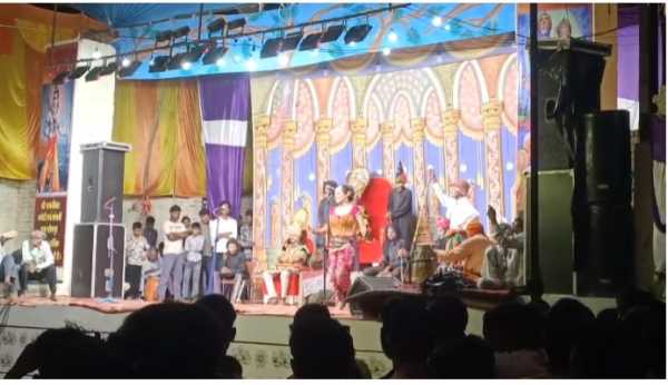 लक्सर रामलीला में अश्लील डांस का मामला, प्रशासन ने लिया संज्ञान