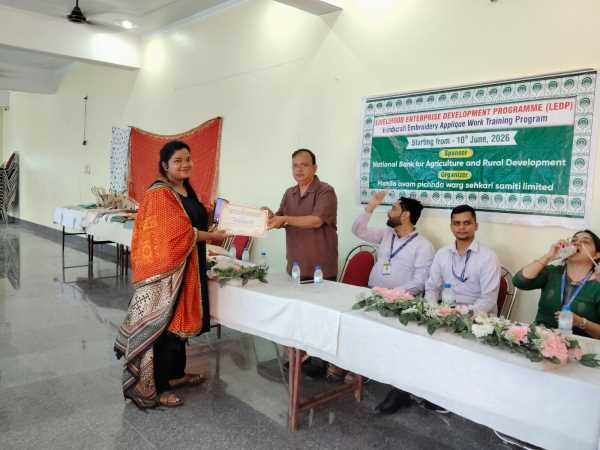 LEDP प्रशिक्षण का समापन, महिलाओं को मिले प्रमाण-पत्र!!