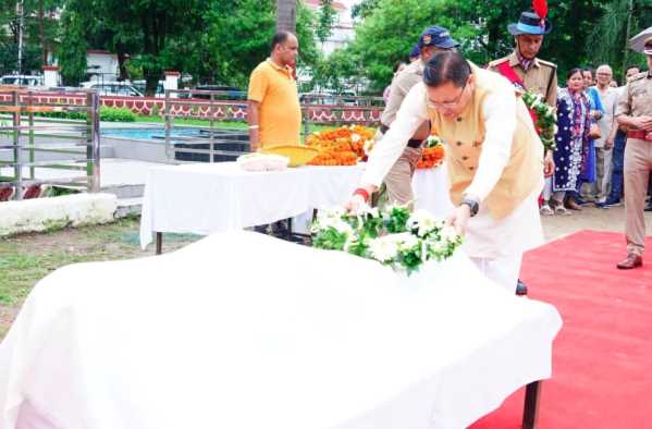 मुख्यमंत्री धामी ने दिवंगत निरीक्षक मनोज मनराल को दी श्रद्धांजलि!!