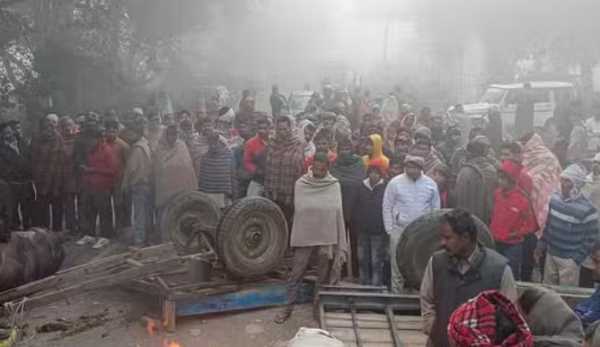 खानपुर में हादसा ट्रक ने भैंसा बुग्गी में मारी टक्कर, एक युवक की माैत दो घायल