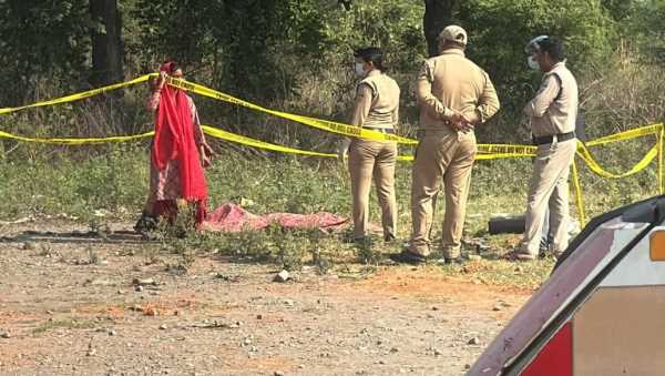 महिला का शव मिलने से सनसनी,  जांच में जुटी पुलिस
