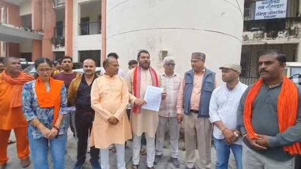रामनगर में प्रतिबंध मांस बवाल पर हिंदू संगठन ने SDM और CO के माध्यम से CM को भेजा ज्ञापन !