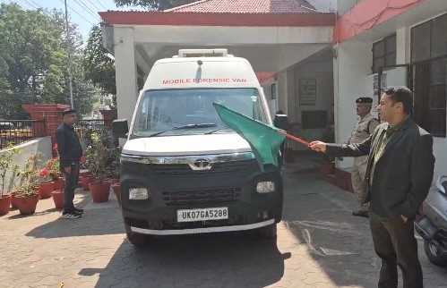 हल्द्वानी..अब अपराधियों की खैर नहीं ,पुलिस विभाग को मिली हाईटेक फॉरेंसिक वैन !!