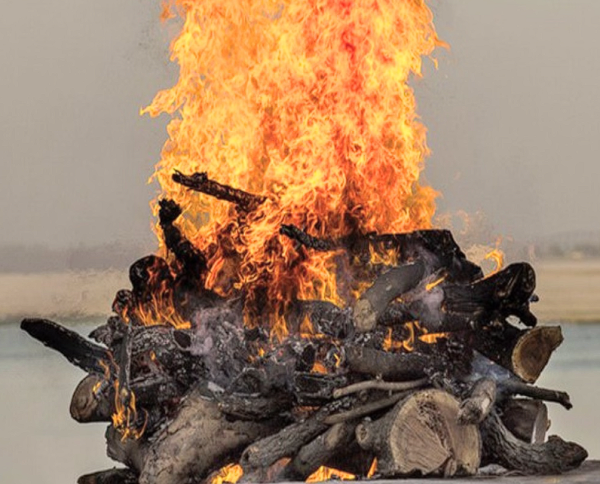 उत्तराखंड.. श्मशान घाट में शादी का आयोजन, वायरल वीडियो से भड़का विवाद