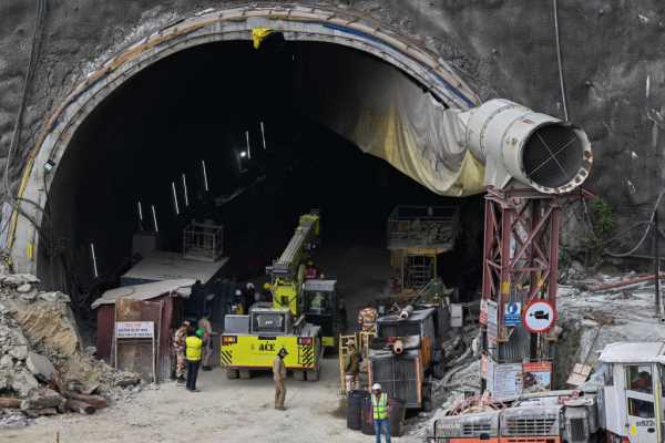 Silkyara Tunnel: हादसे के 38 दिन बाद निर्माण का काम दोबारा शुरू, अब केवल 480 मीटर निर्माण कार्य शेष 