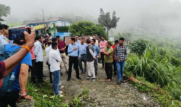 हल्द्वानी हैडाखान मार्ग का कमिश्नर ने किया निरीक्षण,दिए ये खासा निर्देश !