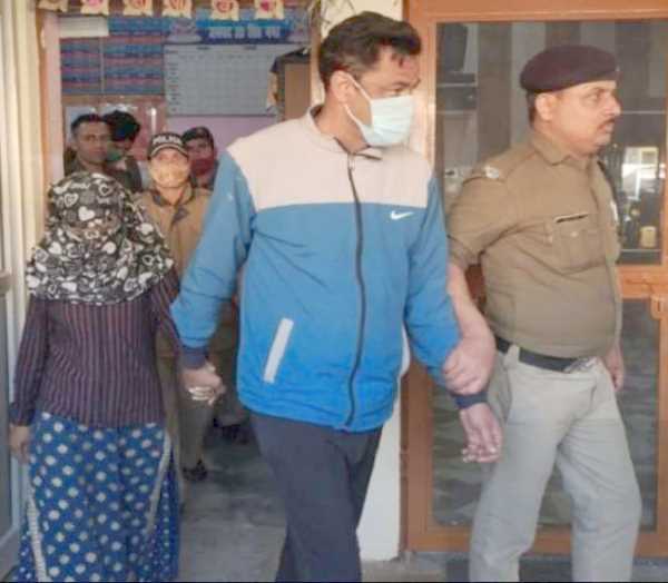 इस स्पा सेंटर को पुलिस ने किया सीज, महिला समेत दो गिरफ्तार