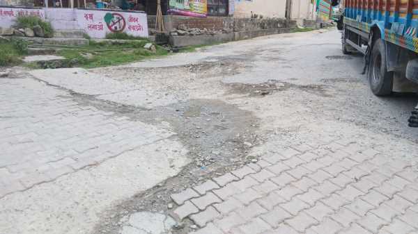जनप्रतिनिधियों को करना होगा इंतजार, 15-20 दिन बाद मिलेगा कार्यालय