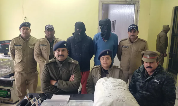 Uttarakhand News: यहाँ कट्टा भर नशीले इंजेक्शनो के साथ, पुलिस ने दो आरोपियों को किया गिरफ्तार 