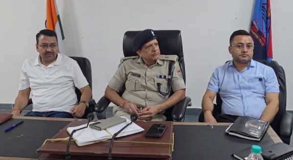हल्द्वानी में ईद को लेकर बड़ा फैसला! सड़क पर नमाज़ और सार्वजनिक कुर्बानी पर सख्ती
