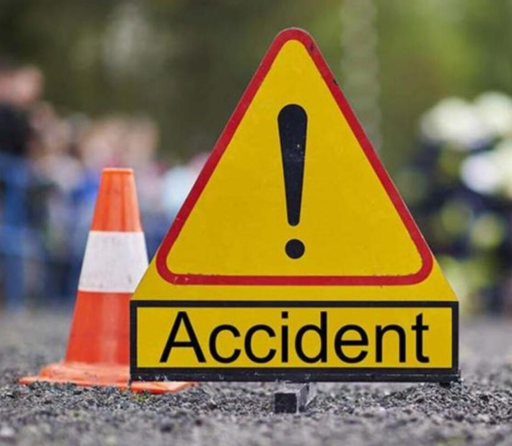 तेज रफ्तार ट्रक बना मौत का पहिया, बाइक सवार की मौके पर दर्दनाक मौत